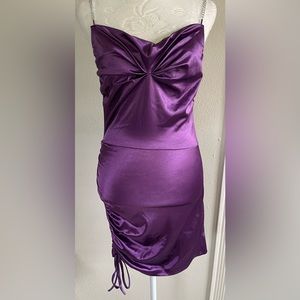 New‎ Bella Barnett Size Medium Purple Dress